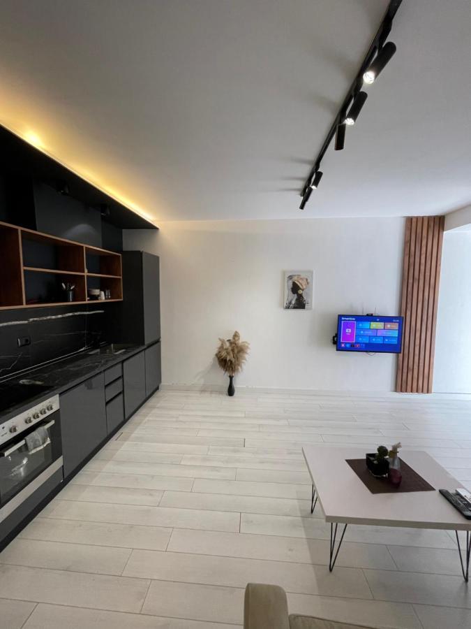 Your Apartment Tirana City Centre Zewnętrze zdjęcie
